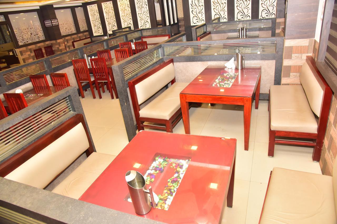 希莫加 Bright Palace Restaurant And Residency酒店 外观 照片